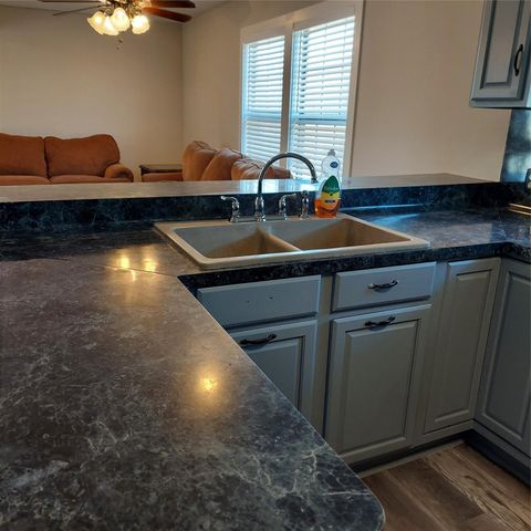 6047 W Creek Road, East Bernard, TX 77435