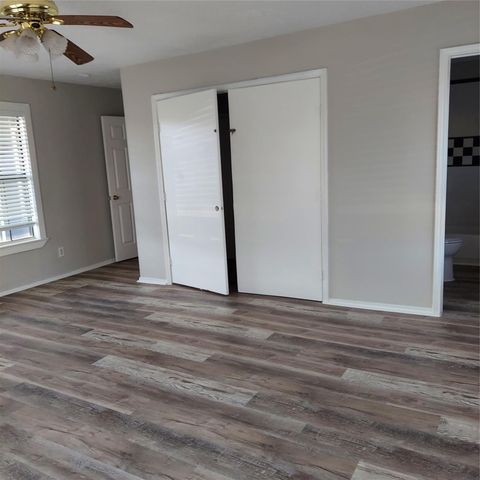 6047 W Creek Road, East Bernard, TX 77435