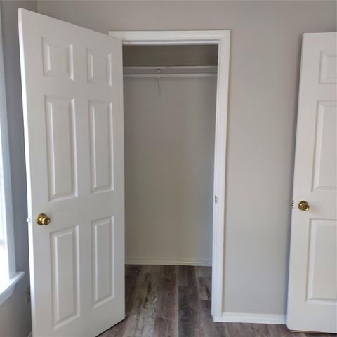 6047 W Creek Road, East Bernard, TX 77435