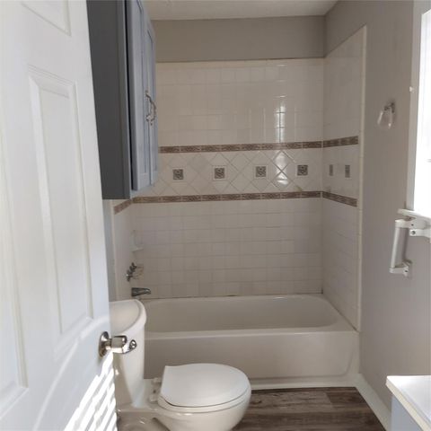 6047 W Creek Road, East Bernard, TX 77435