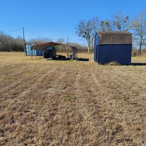 6047 W Creek Road, East Bernard, TX 77435