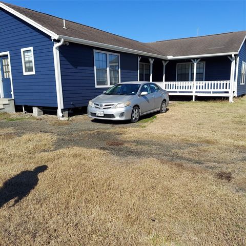 6047 W Creek Road, East Bernard, TX 77435