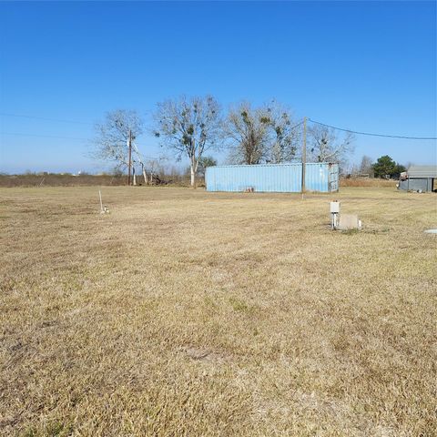 6047 W Creek Road, East Bernard, TX 77435