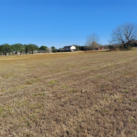 6047 W Creek Road, East Bernard, TX 77435