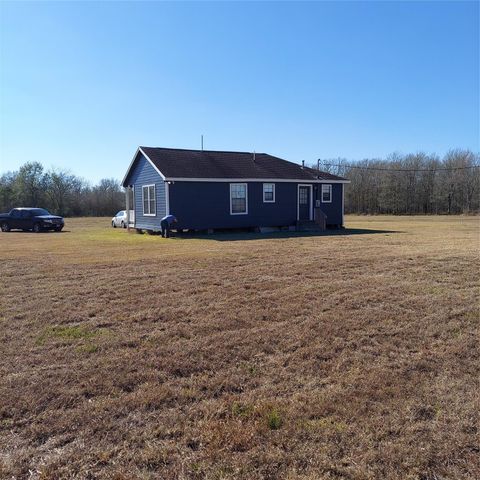 6047 W Creek Road, East Bernard, TX 77435