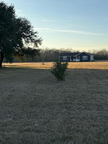 6047 W Creek Road, East Bernard, TX 77435