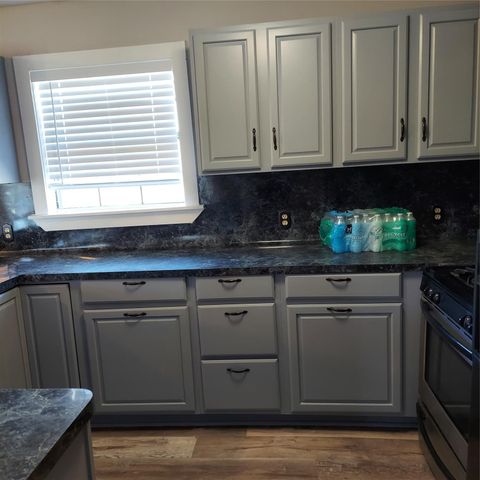 6047 W Creek Road, East Bernard, TX 77435