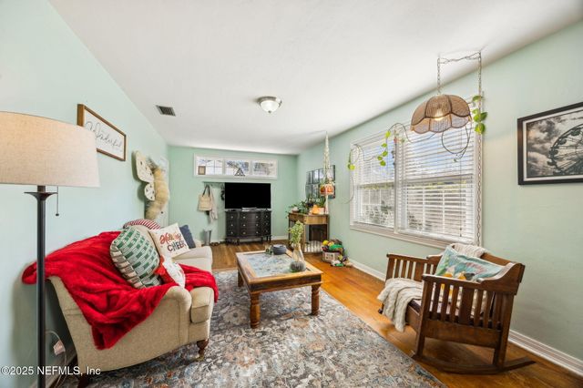 1281 MENNA Street, Jacksonville, FL 32205