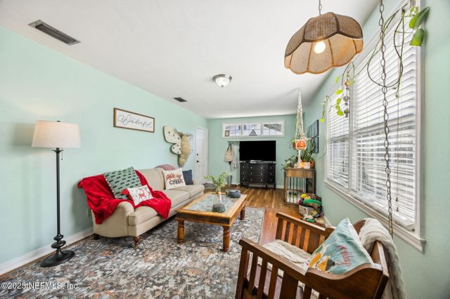 1281 MENNA Street, Jacksonville, FL 32205