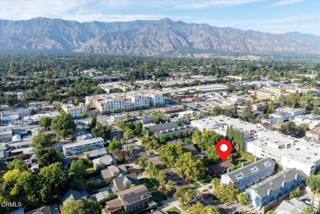 116 N Meridith Avenue, Pasadena, CA 91106