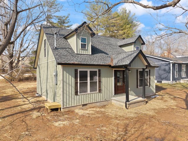 220 Newcomb Avenue, Mt Vernon, KY 40456