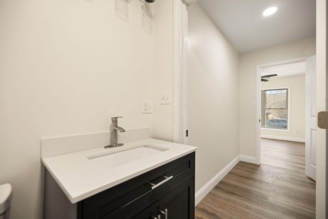 220 Newcomb Avenue, Mt Vernon, KY 40456