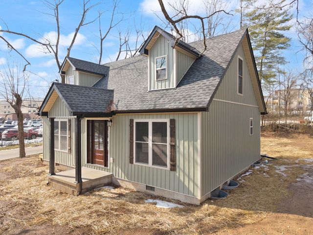 220 Newcomb Avenue, Mt Vernon, KY 40456