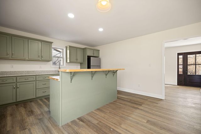 220 Newcomb Avenue, Mt Vernon, KY 40456