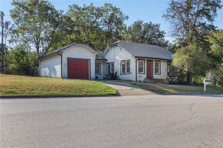 103 W Fawn, Caldwell, TX 77836