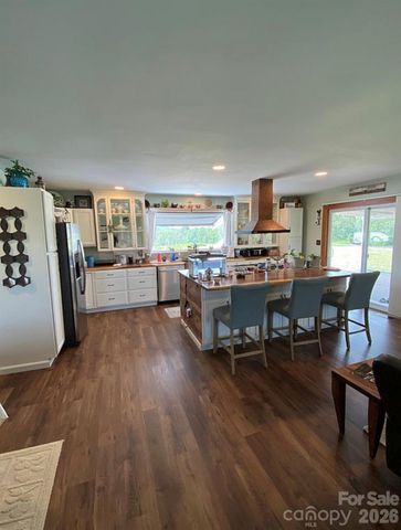 6042 Heavner Road, Vale, NC 28168