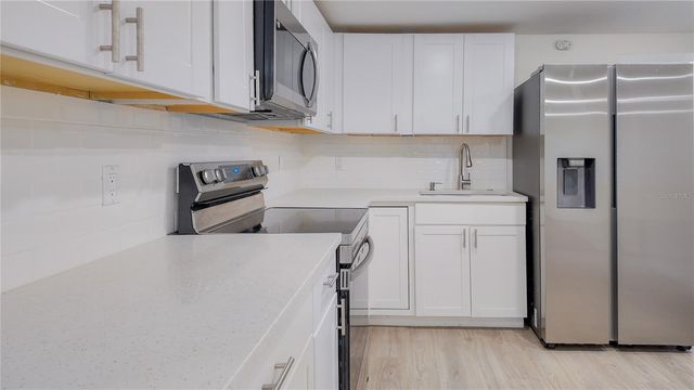914 NW 14TH AVENUE, Ocala, FL 34475