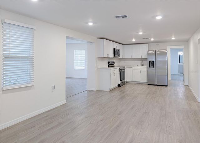 914 NW 14TH AVENUE, Ocala, FL 34475