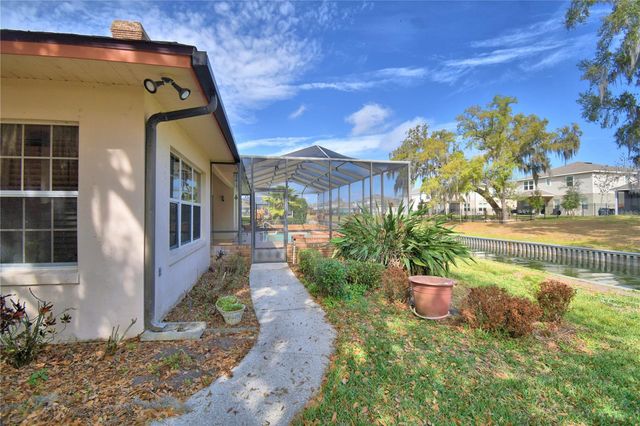 12 BRIDGEWATER DRIVE, Winter Haven, FL 33884