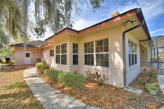 12 BRIDGEWATER DRIVE, Winter Haven, FL 33884