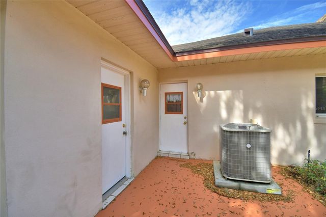 12 BRIDGEWATER DRIVE, Winter Haven, FL 33884