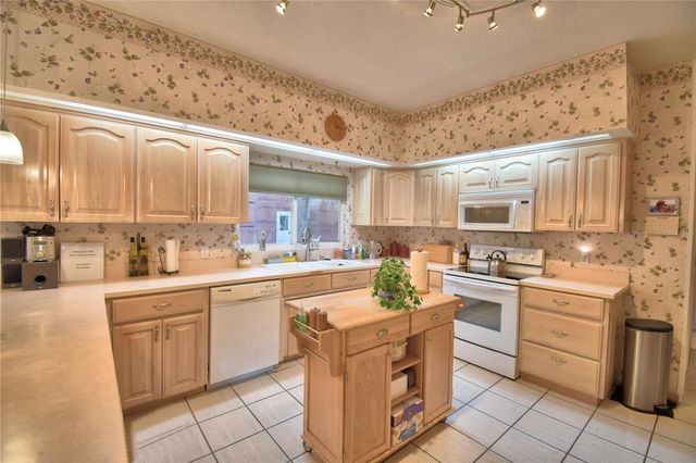 12 BRIDGEWATER DRIVE, Winter Haven, FL 33884