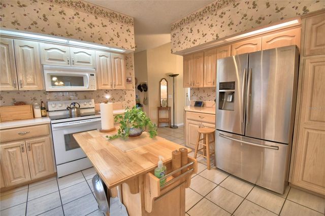 12 BRIDGEWATER DRIVE, Winter Haven, FL 33884