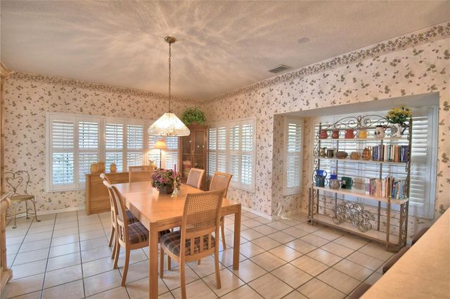 12 BRIDGEWATER DRIVE, Winter Haven, FL 33884