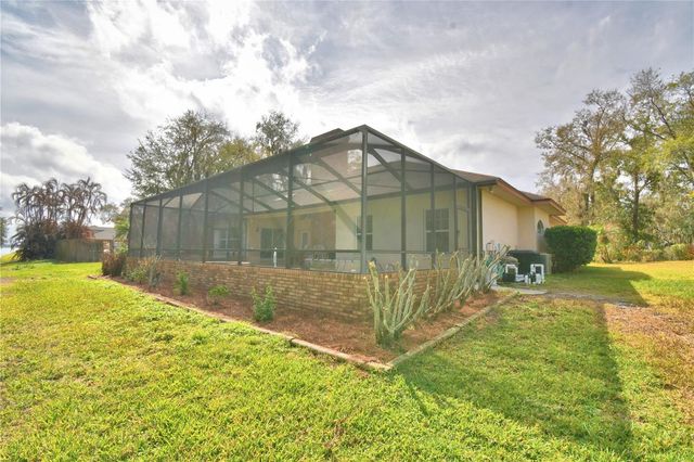 12 BRIDGEWATER DRIVE, Winter Haven, FL 33884