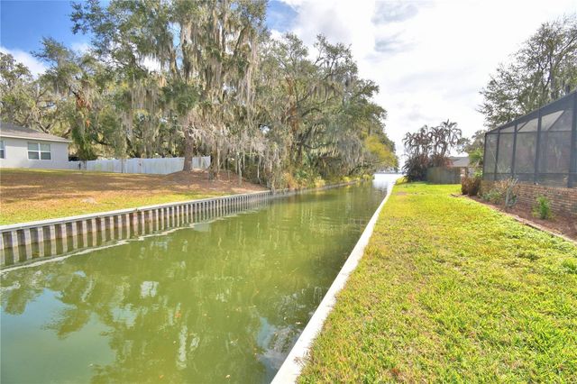 12 BRIDGEWATER DRIVE, Winter Haven, FL 33884