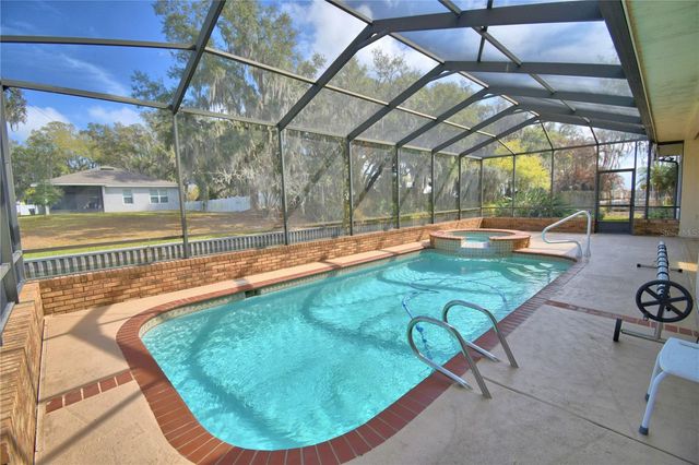 12 BRIDGEWATER DRIVE, Winter Haven, FL 33884