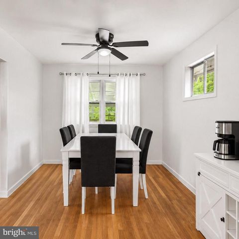 150 NELSON DR, Williamstown, NJ 08094