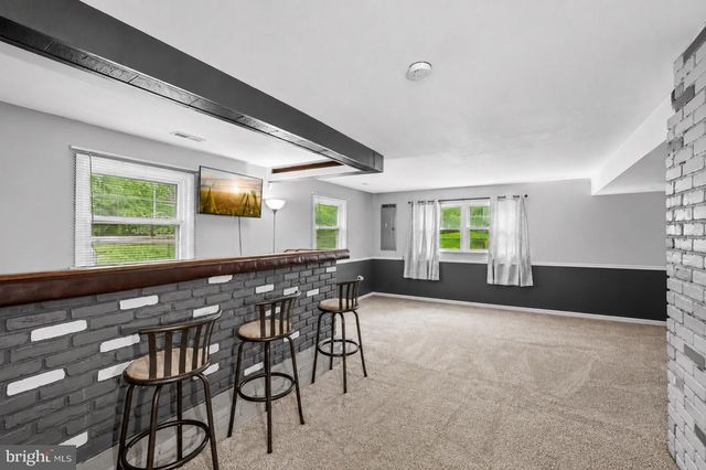 150 NELSON DR, Williamstown, NJ 08094