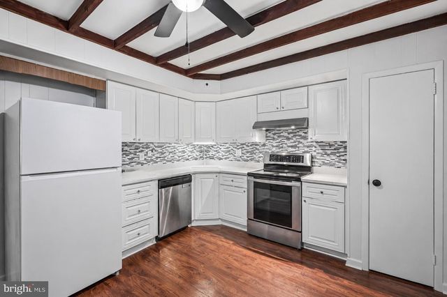 150 NELSON DR, Williamstown, NJ 08094