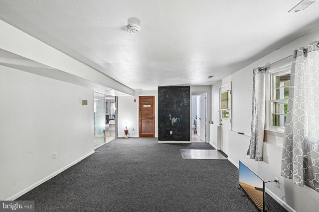 150 NELSON DR, Williamstown, NJ 08094