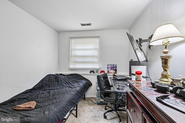 150 NELSON DR, Williamstown, NJ 08094