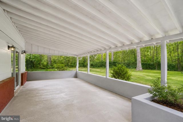 150 NELSON DR, Williamstown, NJ 08094