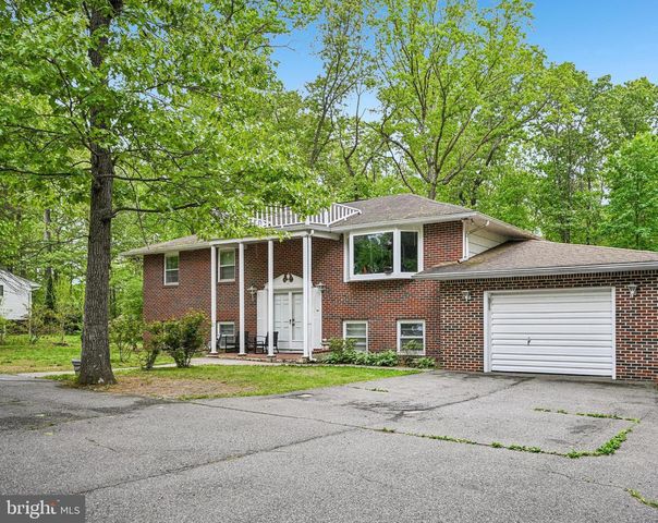 150 NELSON DR, Williamstown, NJ 08094