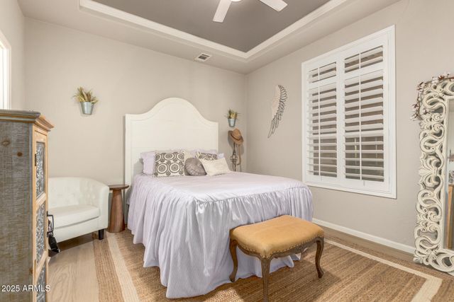 2727 E UNIVERSITY Drive 114, Tempe, AZ 85281