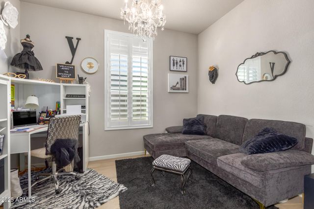 2727 E UNIVERSITY Drive 114, Tempe, AZ 85281