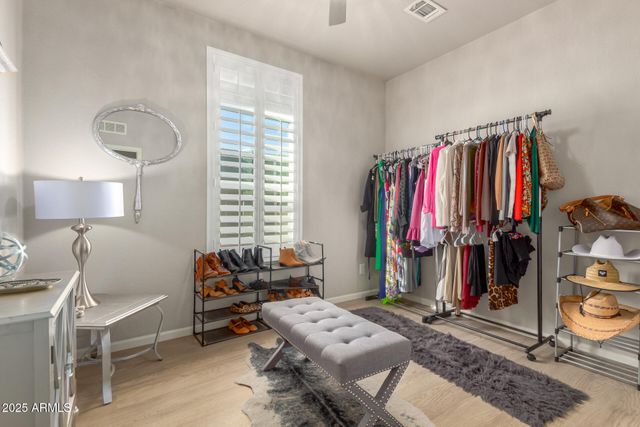 2727 E UNIVERSITY Drive 114, Tempe, AZ 85281