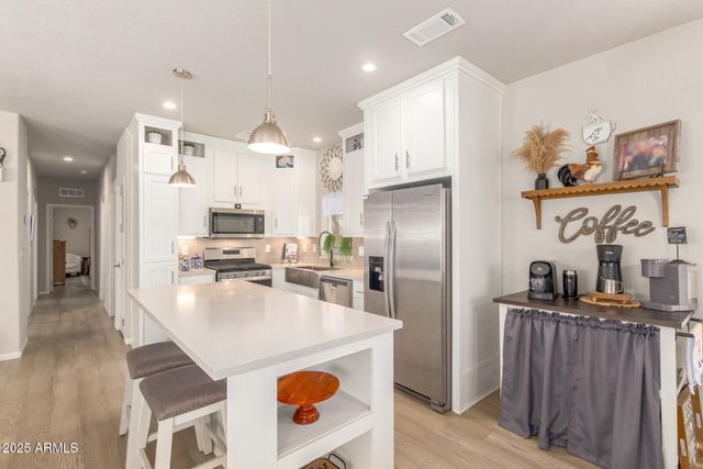 2727 E UNIVERSITY Drive 114, Tempe, AZ 85281