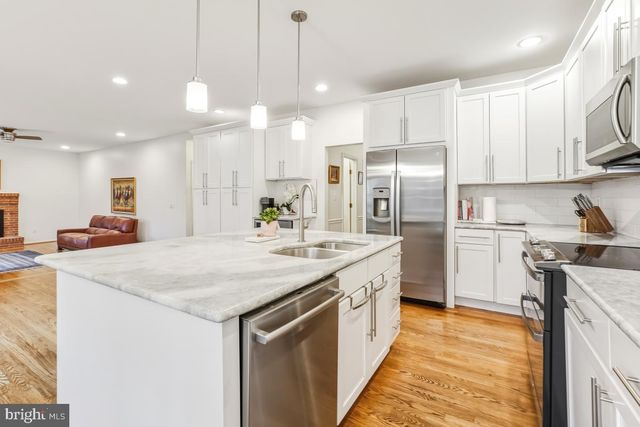 12233 QUINCE VALLEY DR, North Potomac, MD 20878