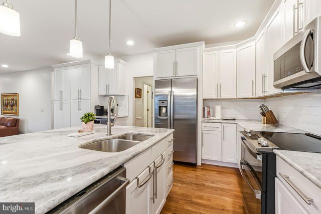 12233 QUINCE VALLEY DR, North Potomac, MD 20878