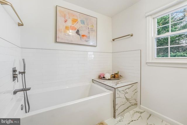 12233 QUINCE VALLEY DR, North Potomac, MD 20878