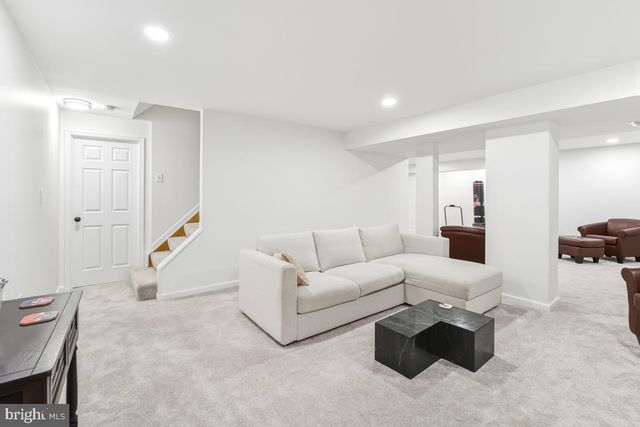 12233 QUINCE VALLEY DR, North Potomac, MD 20878