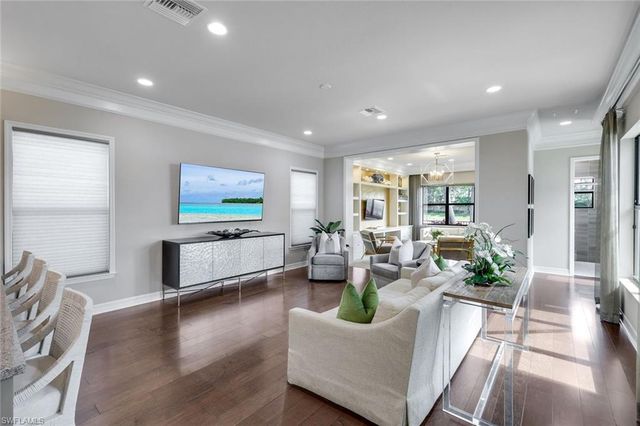 4056 Nova LN, Naples, FL 34119