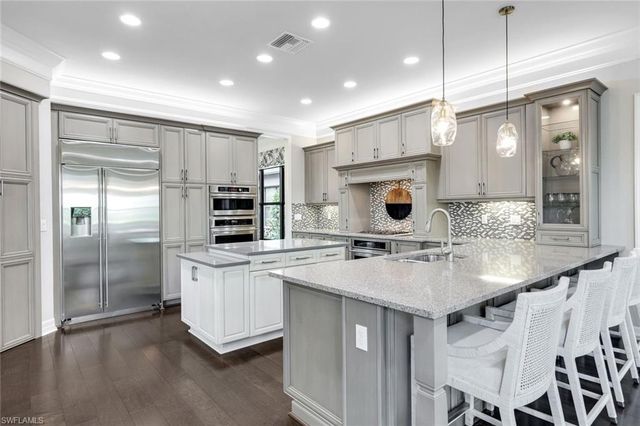 4056 Nova LN, Naples, FL 34119