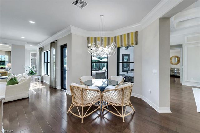 4056 Nova LN, Naples, FL 34119