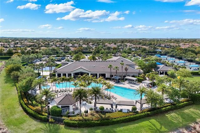 4056 Nova LN, Naples, FL 34119